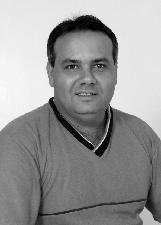 CÉSAR DO SOM