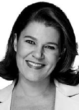 LILIANE CARNEIRO
