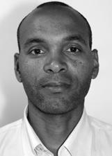 CARLOS ROBERTO