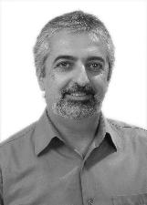 DR. ANDRÉ