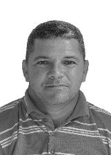 EDMILTON CORREIA REIS