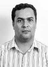 CRIS SANTOS
