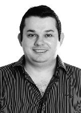 EDER BRUM