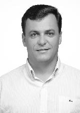 CHARLES PIRES