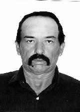 AYRTON PÉ VERMELHO