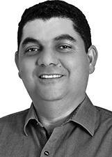 LUIS CARLOS