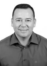 DR. CARLOS WINDSON