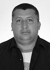 EDY CARLOS