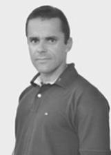 CÉSAR DE MELO