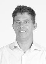 ADRIANO PNEUS