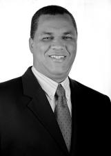 CARLOS EDER