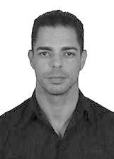 LÉO