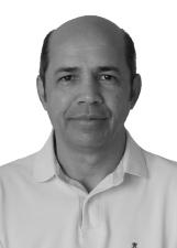 CACAU MAGALHÃES