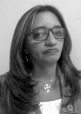 LOURETA TAVARES