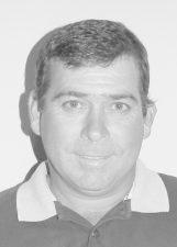 CARLOS MOREIRA