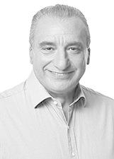 CARLOS ROBERTO