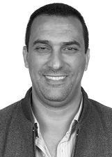 DR RODRIGO MELEKI