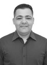 ALESSANDRO M DE MORAES