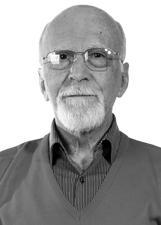 JOSÉ CARLOS DE BARROS