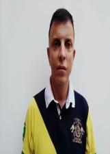 CARLOS ADRIANO