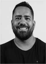 ISMAEL TAVARES
