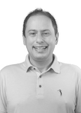 DR. DANIEL LEAL