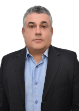 JAMES RIBEIRO