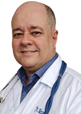 DR. ALEXANDRE MAGNO