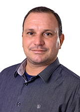 LEO RIVERA