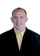 JÚLIO LOPES
