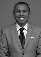 DR ARAÚJO