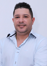 ROCKY ALMEIDA