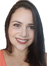 ANA LÍGIA FARINELLI
