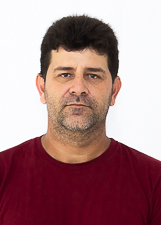 DOUGLAS CAPELINI