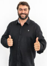 CAIÊ HOFSTATTER