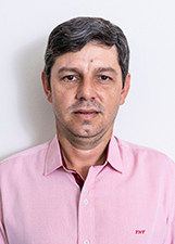 ALEX CHAVES
