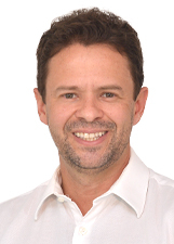 TOMAZ AQUINO