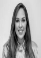 DRA CAMILA HORTEGAL