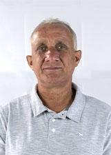 ROBERTO CHAVES