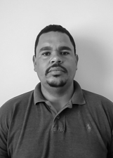 ADRIANO REIS