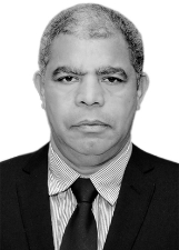 ANTONIO PÉ DE LADO