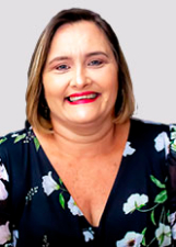 ELIVÂNIA SOARES