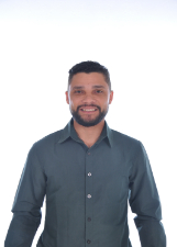 LÉO