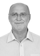 DR. JAQUES SOARES GUIMARAES