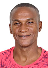 CLAUDINHO