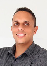ADRIANO VETERINÁRIO