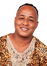ANDRÉ FOLIA