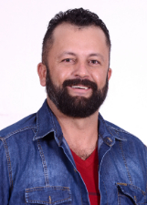 CARLOS AGUIAR