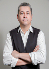 DEDE GARÇOM