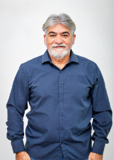 LEO ESCOLAR